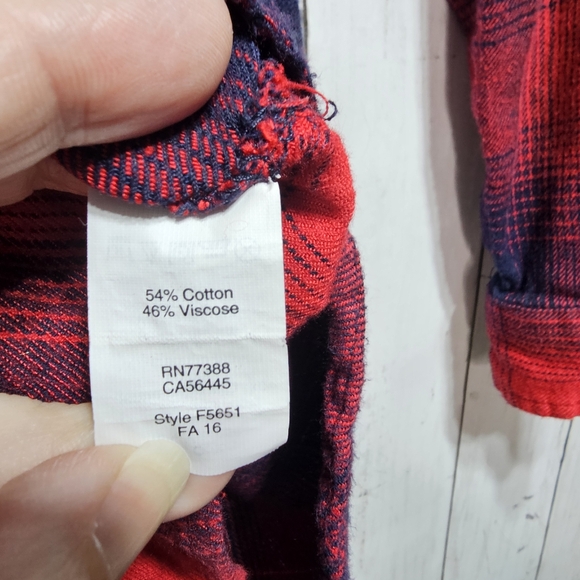 Madewell Women's Classic Red Blue Flannel Plaid Ex-Boyfriend Shirt Size Small. - Picture 6 of 7